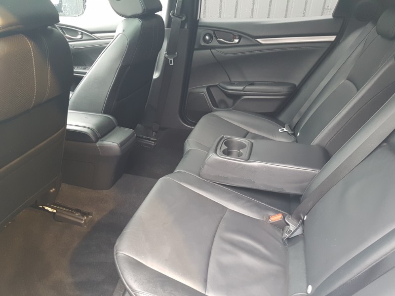 Used Honda Civic 2018 for sale - 78079867: Photo 6