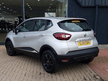 Used Renault Captur 2018 for sale - 78283976: Photo