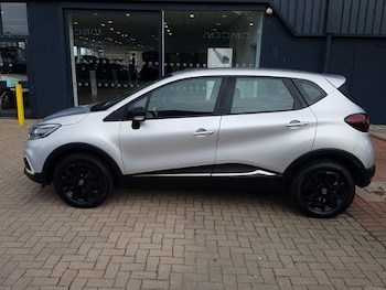 Used Renault Captur 2018 for sale - 78283976: Photo
