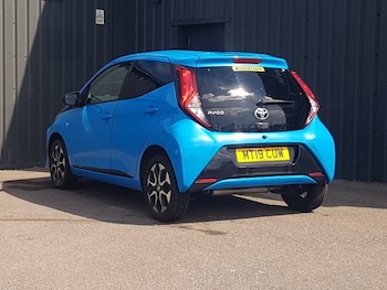 Used Toyota AYGO 2019 for sale - 79101452: Photo