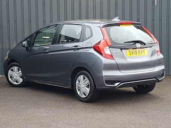 Used Honda Jazz 2019 for sale - 77695067: Photo