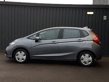 Used Honda Jazz 2019 for sale - 77695067: Photo