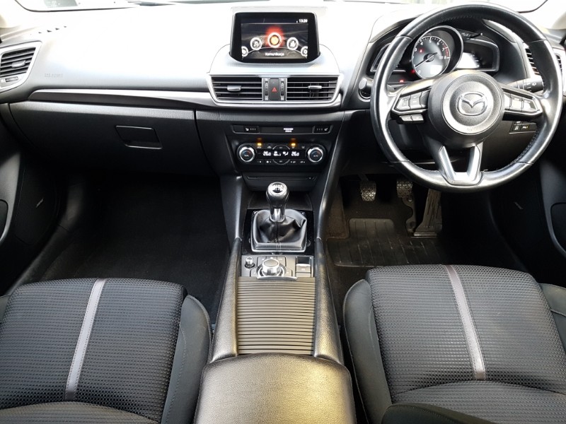 Used Mazda Mazda3 2017 for sale - 78113151: Photo 2