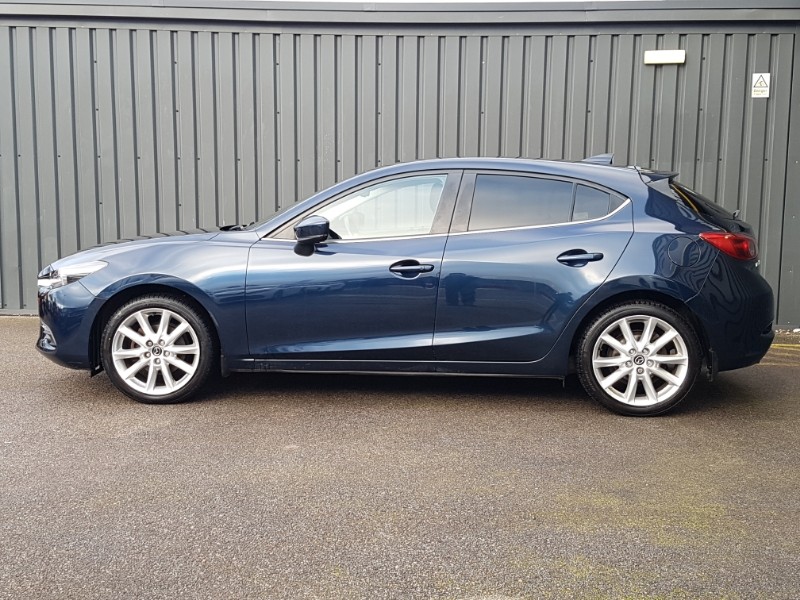 Used Mazda Mazda3 2017 for sale - 78113151: Photo 4