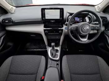 Used Toyota Yaris Cross 2022 for sale - 74422821: Photo