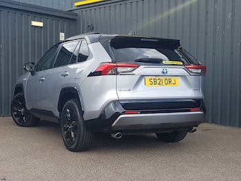 Used Toyota RAV4 2021 for sale - 78727882: Photo