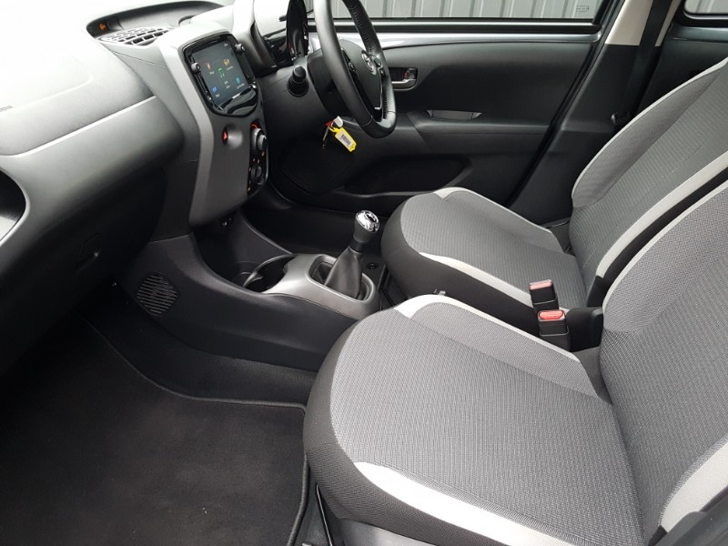 Used Toyota AYGO 2022 for sale - 76498282: Photo 5