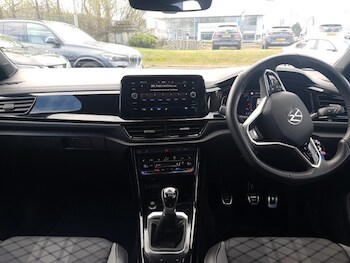 Used Volkswagen T-Roc 2023 for sale - 78407061: Photo