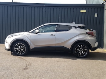 Used Toyota C-HR 2019 for sale - 79382910: Photo