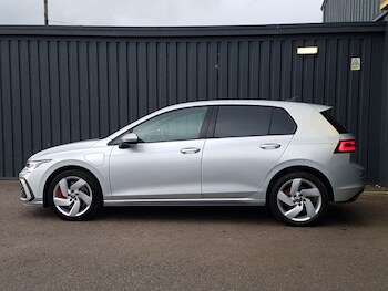 Used Volkswagen Golf 2023 for sale - 77656970: Photo