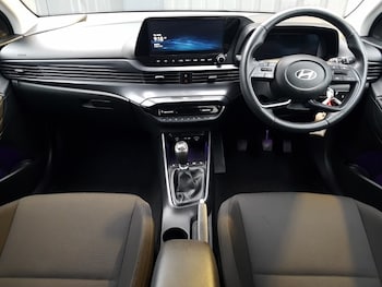 Used Hyundai i20 2024 for sale - 77678284: Photo