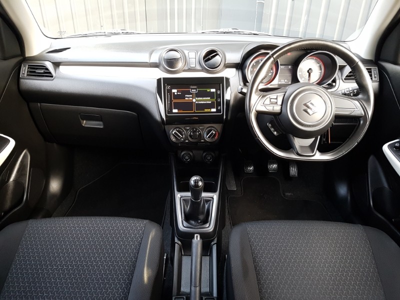 Used Suzuki Swift 2017 for sale - 76418925: Photo 2