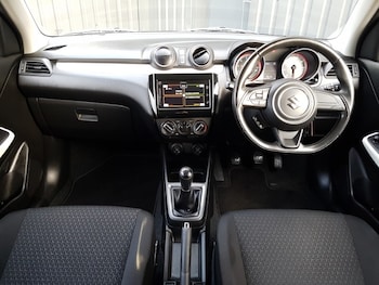 Used Suzuki Swift 2017 for sale - 76418925: Photo