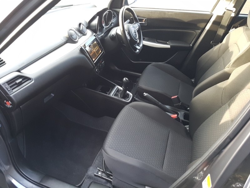 Used Suzuki Swift 2017 for sale - 76418925: Photo 5