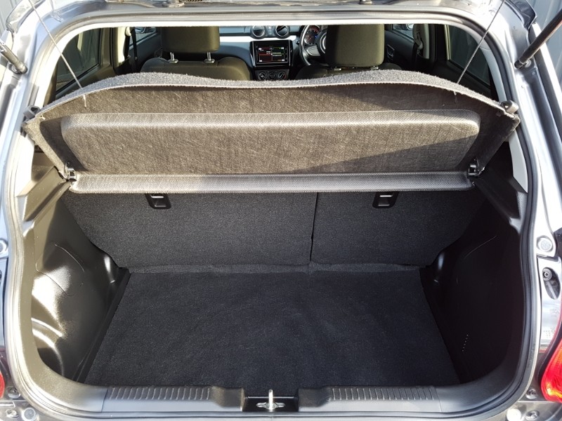 Used Suzuki Swift 2017 for sale - 76418925: Photo 8