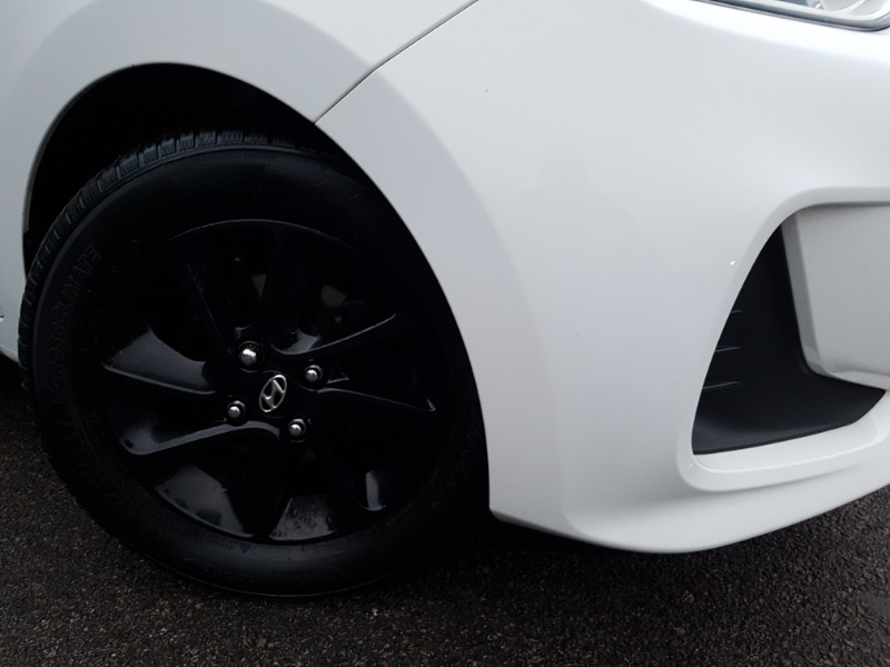 Used Hyundai i10 2018 for sale - 77150277: Photo 9