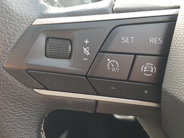Used SEAT Arona 2023 for sale - 75767740: Photo 14