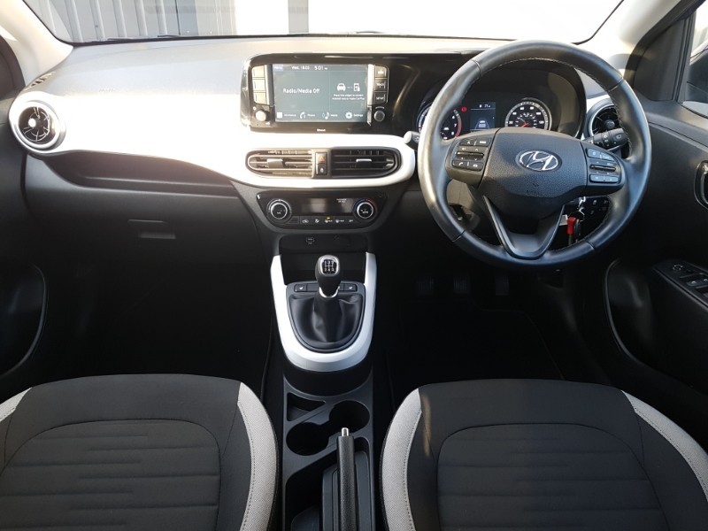 Used Hyundai i10 2022 for sale - 77939264: Photo 2