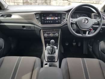 Used Volkswagen T-Roc 2019 for sale - 74964965: Photo