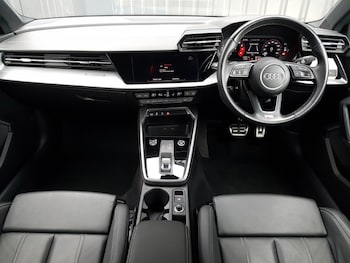 Used Audi A3 2023 for sale - 76188160: Photo 2