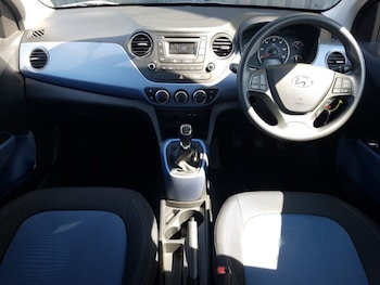 Used Hyundai i10 2016 for sale - 79411479: Photo