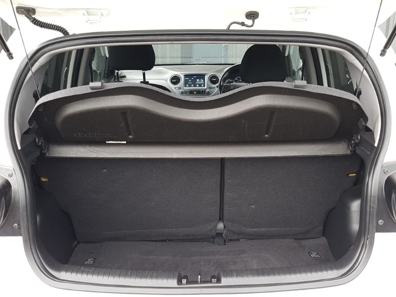 Used Hyundai i10 2019 for sale - 78126301: Photo 8