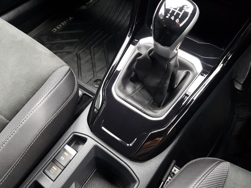 Used Volkswagen T-Roc 2023 for sale - 77939261: Photo 17