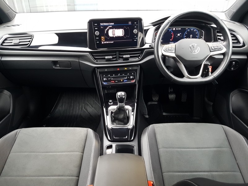 Used Volkswagen T-Roc 2023 for sale - 77939261: Photo 2