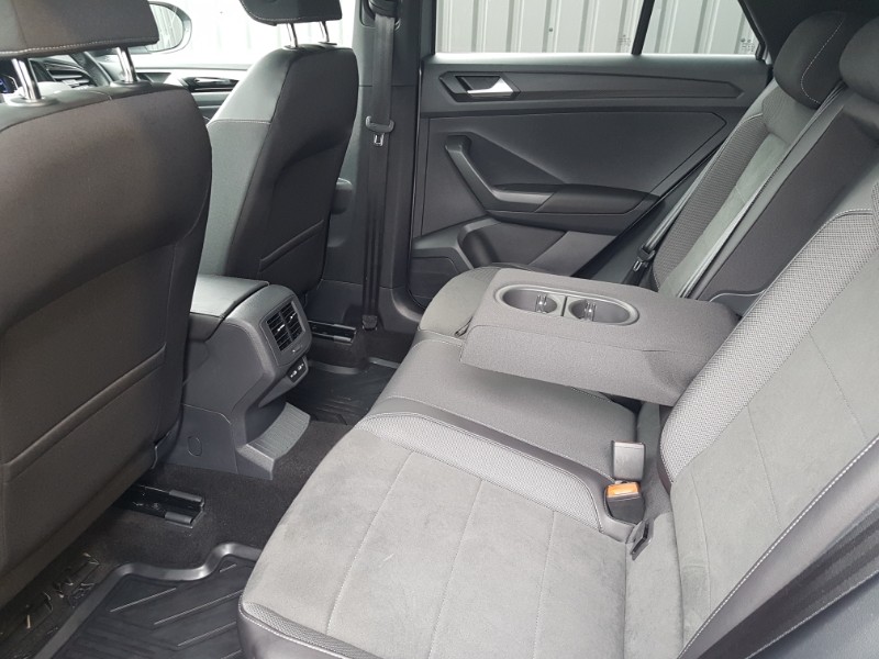 Used Volkswagen T-Roc 2023 for sale - 77939261: Photo 6