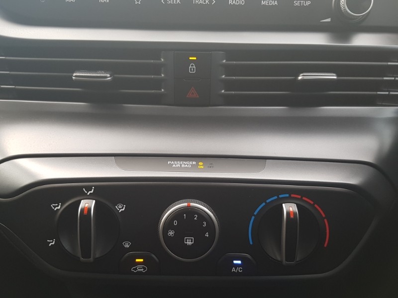 Used Hyundai i20 2024 for sale - 76704733: Photo 18