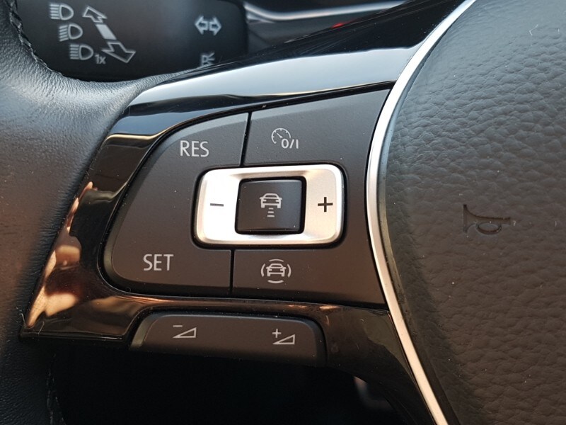 Used Volkswagen T-Roc 2022 for sale - 77956799: Photo 14