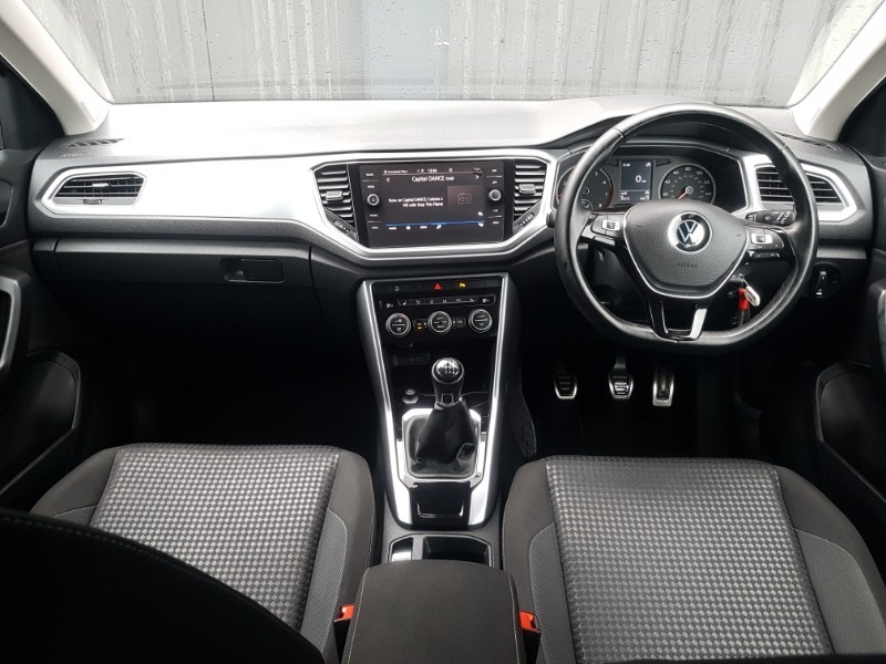 Used Volkswagen T-Roc 2021 for sale - 76393298: Photo 2