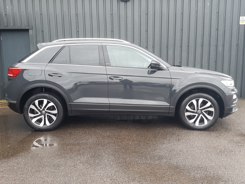 Used Volkswagen T-Roc 2021 for sale - 76393298: Photo 4
