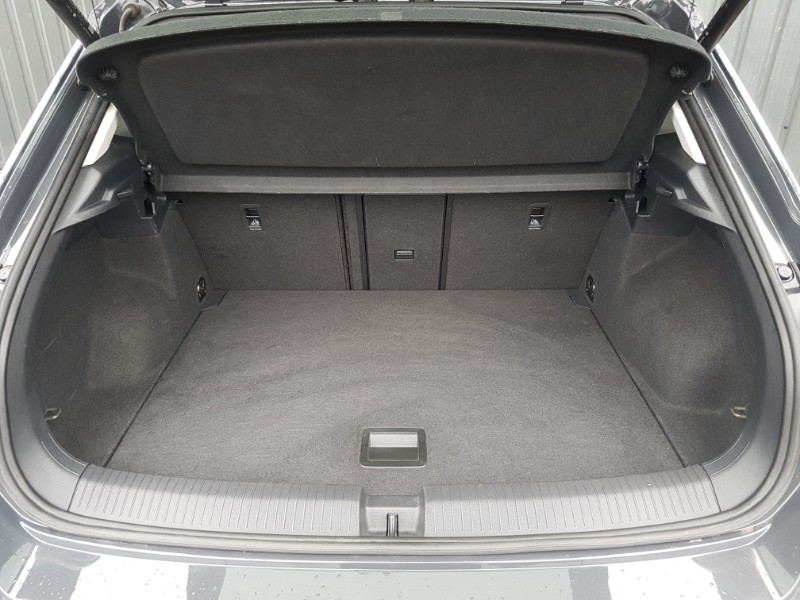 Used Volkswagen T-Roc 2021 for sale - 76393298: Photo 8