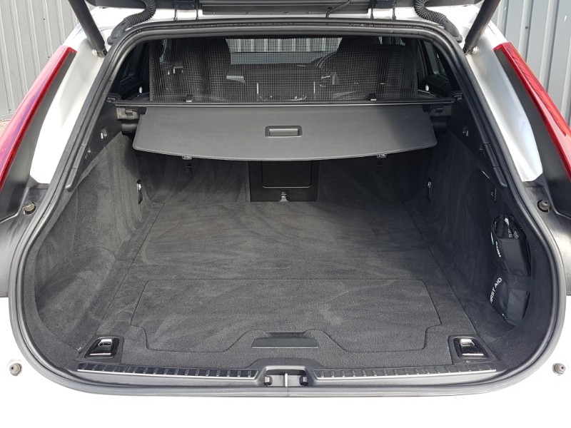 Used Volvo V90 2019 for sale - 76614061: Photo 8