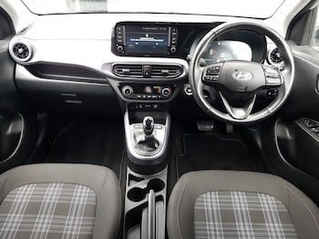 Used Hyundai i10 2024 for sale - 76135031: Photo