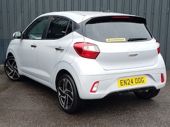 Used Hyundai i10 2024 for sale - 76135031: Photo