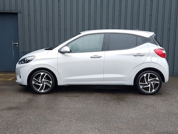 Used Hyundai i10 2024 for sale - 76135031: Photo