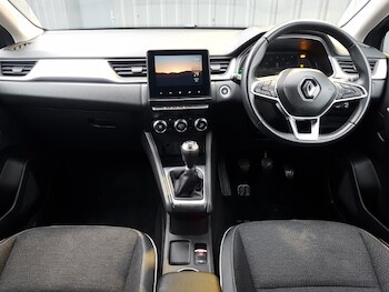 Used Renault Captur 2022 for sale - 77380119: Photo