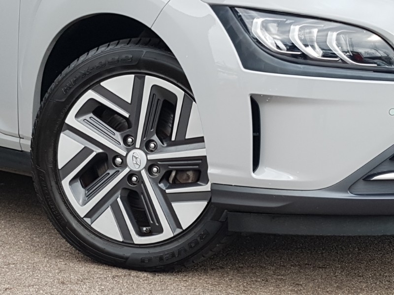 Used Hyundai KONA 2021 for sale - 77702308: Photo 9