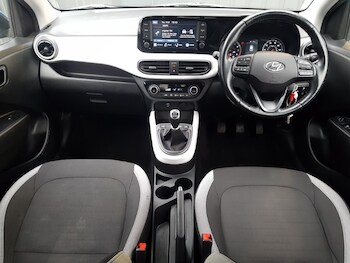 Used Hyundai i10 2022 for sale - 77761517: Photo