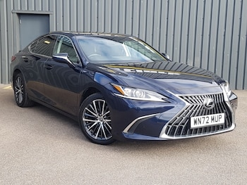 2022 - 300h 2.5 4dr CVT