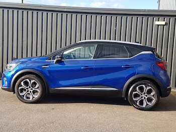 Used Renault Captur 2023 for sale - 77761524: Photo