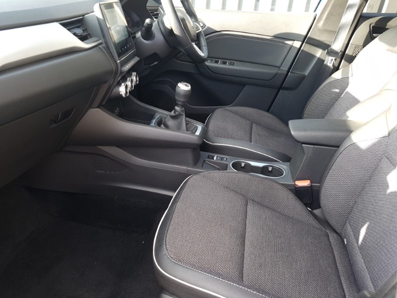 Used Renault Captur 2023 for sale - 77761524: Photo 5