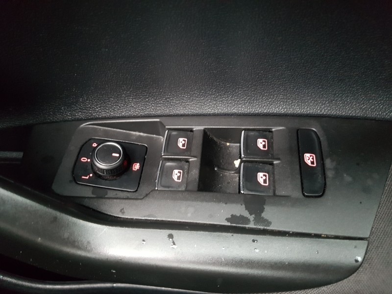 Used Volkswagen Polo 2018 for sale - 77656977: Photo 12