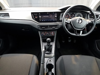 Used Volkswagen Polo 2018 for sale - 77656977: Photo