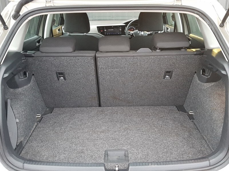 Used Volkswagen Polo 2018 for sale - 77656977: Photo 8