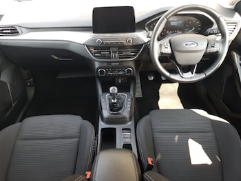 Used Ford Focus 2019 for sale - 79523019: Photo