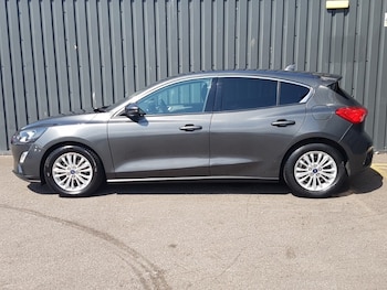Used Ford Focus 2019 for sale - 79523019: Photo