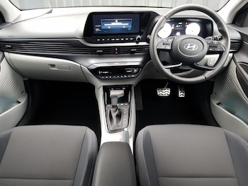 Used Hyundai BAYON 2024 for sale - 76188291: Photo 2